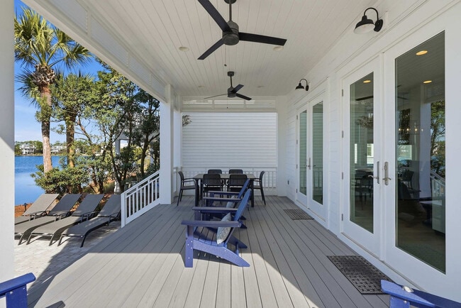 Building Photo - 419 Lakefront Dr