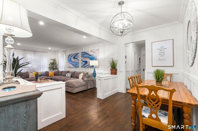 Building Photo - 70 Strawberry Hill Ave