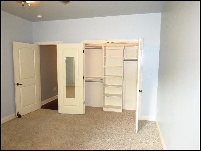 Building Photo - 3153 Stonewall Dr