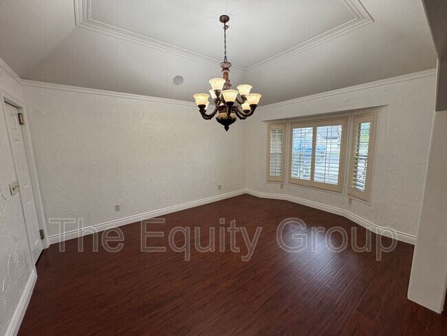 Building Photo - 5503 W Sweet Dr