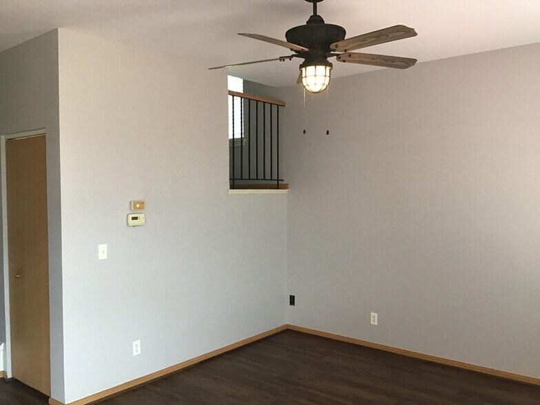 Building Photo - 21343 Earhart Ct