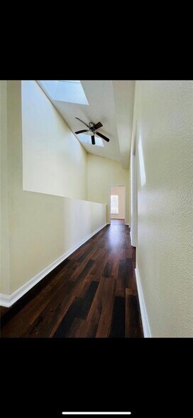 Building Photo - 1005 Universal Rest Pl