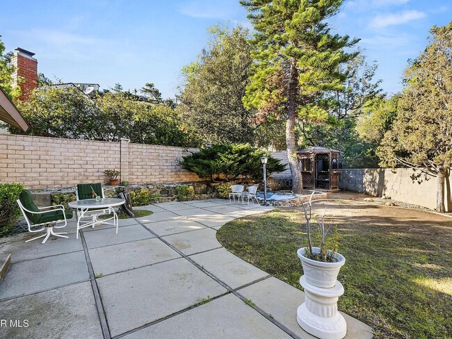 Building Photo - 326 Longwood Ct