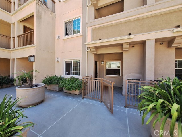 Building Photo - 1435 Lomita Blvd