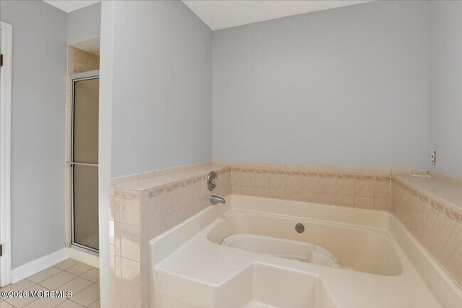 Building Photo - 57 Jamestown Dr