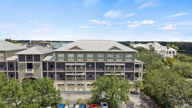Building Photo - 650 Campus St