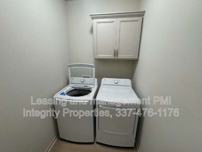 Building Photo - 101 Foster Grove Drive