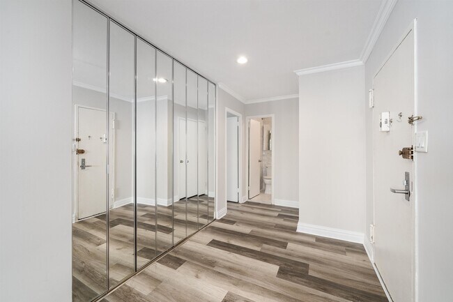 Building Photo - 6040 JFK Blvd E