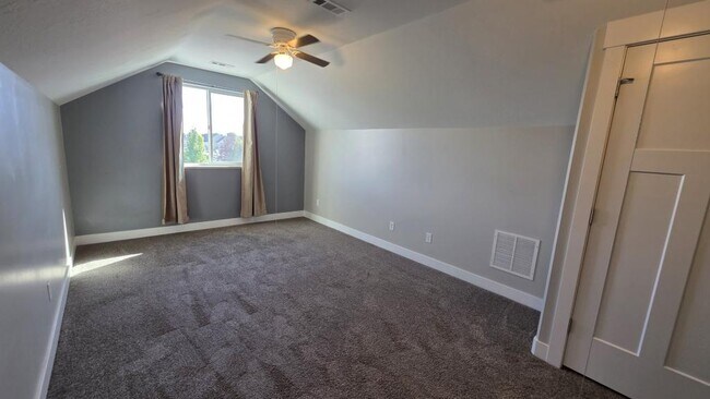 Building Photo - 2744 W 3375 N