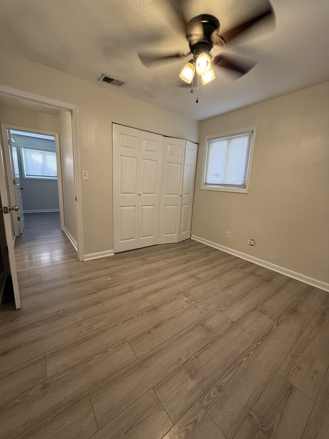 Building Photo - 1242 Sanford Dr