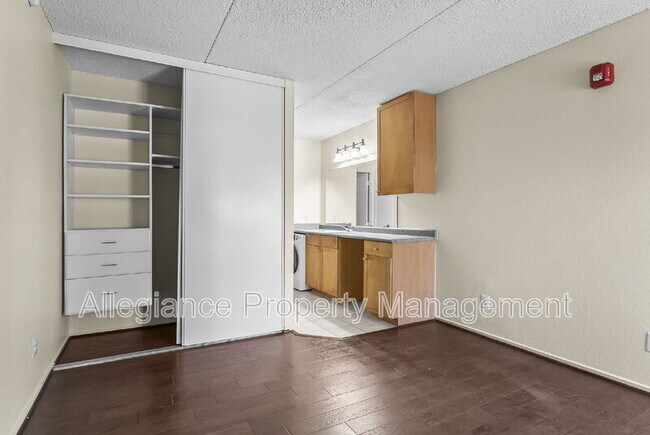 Building Photo - 60 S Van Dorn St