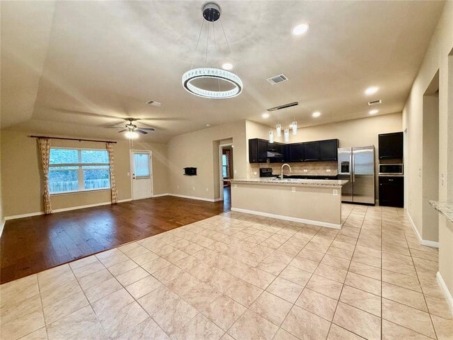 Building Photo - 11113 Bachman Dr