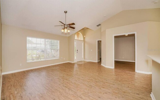 Building Photo - 3215 40th Ave W