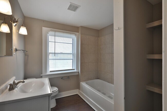 Building Photo - 2611 Beulah Rd