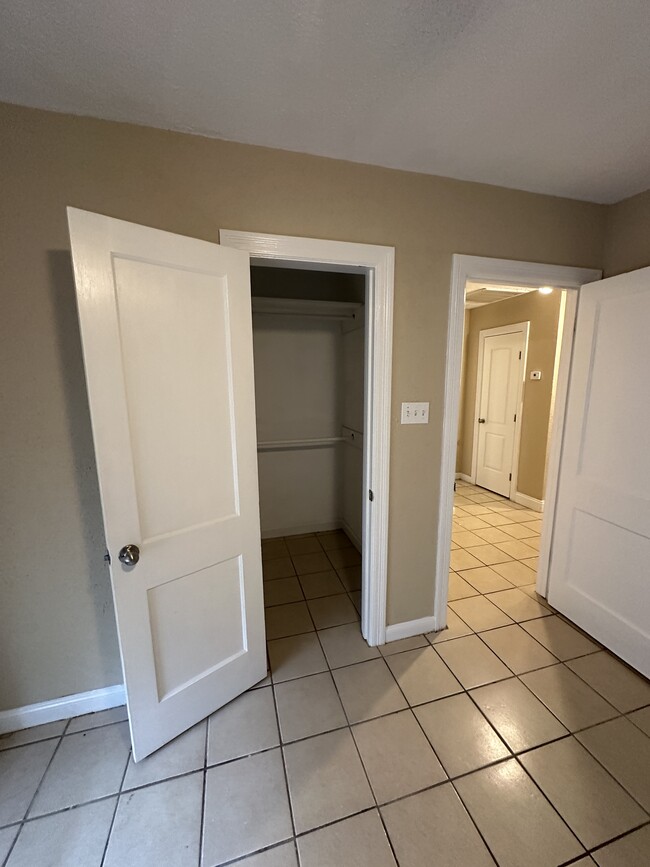 Front House Bedroom 1 Closet - 7334 Lamar St