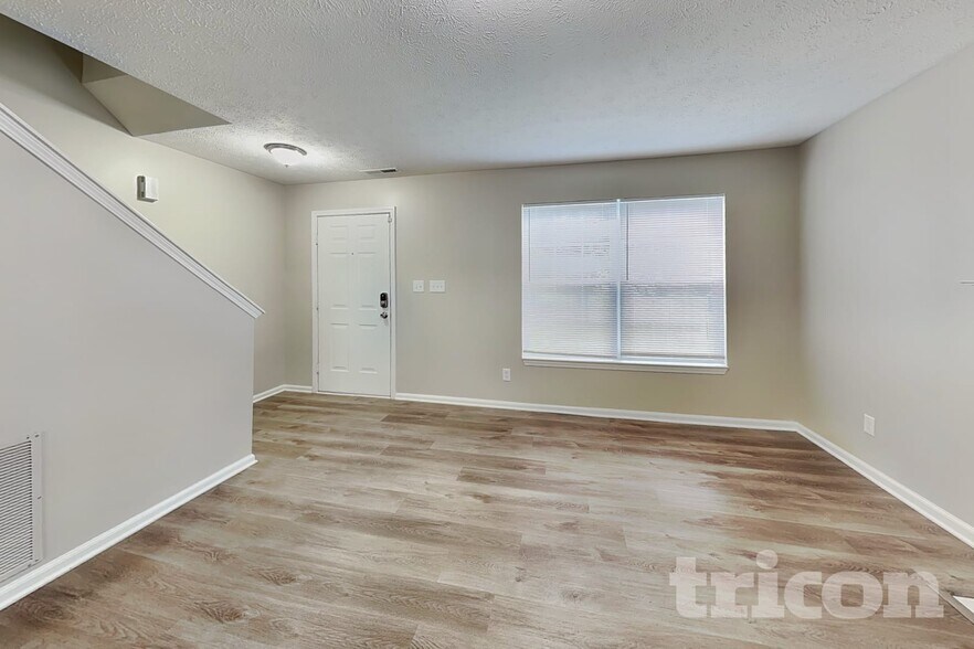 Building Photo - 6536 Frankenberger Dr