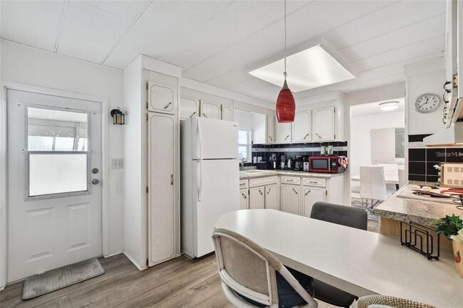 Building Photo - 13225 101st St SE