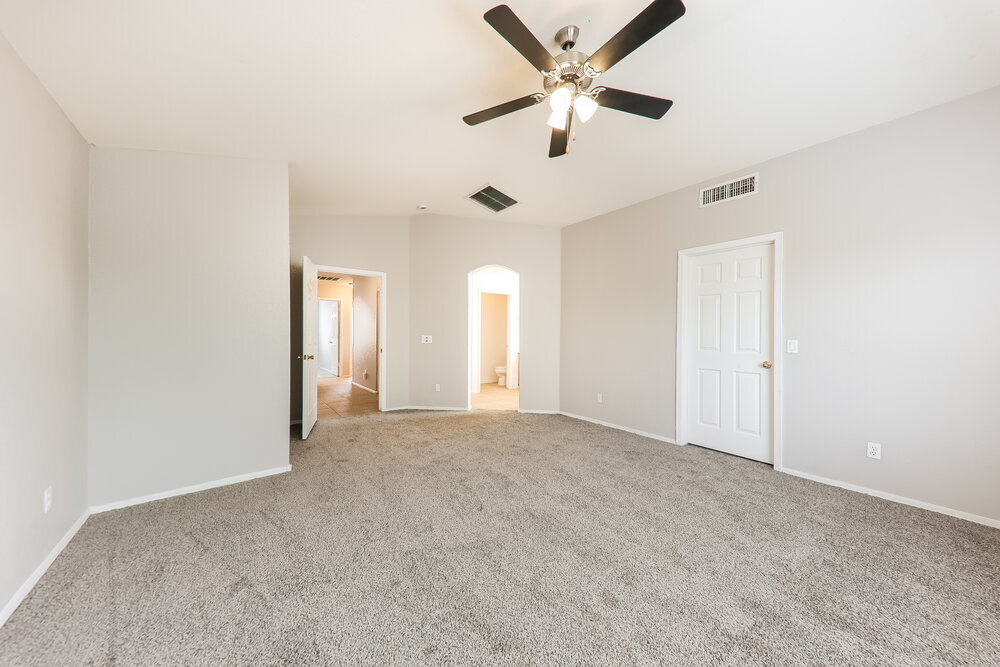 Building Photo - 14711 W Ely Dr