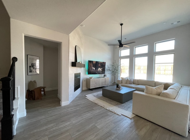 Building Photo - 531 Taylor Dr