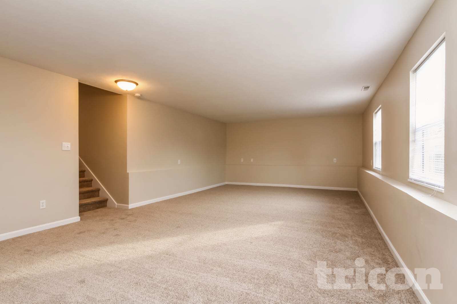 Building Photo - 4040 Dogwood Ln
