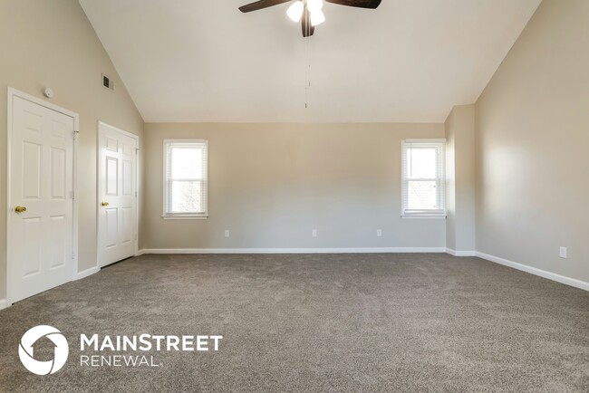 Building Photo - 2862 Emerson Lake Dr