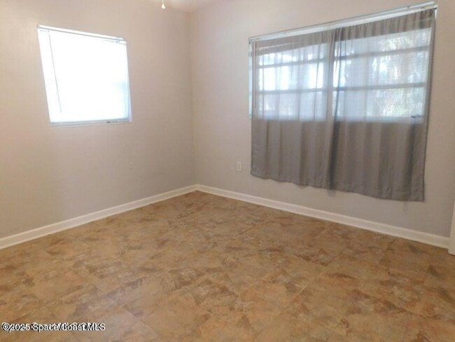 Building Photo - 3245 Citrus Ct