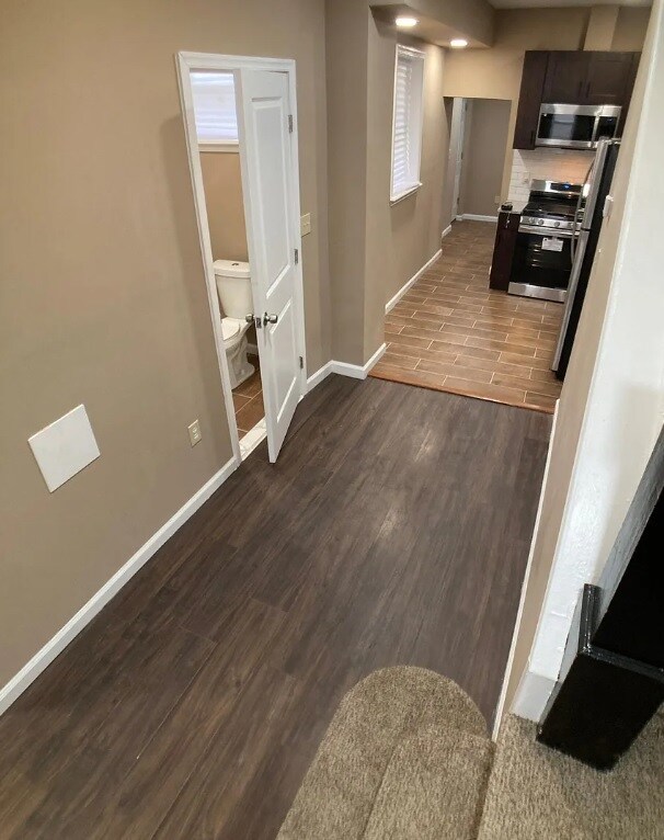 Building Photo - 2060 E Orleans St