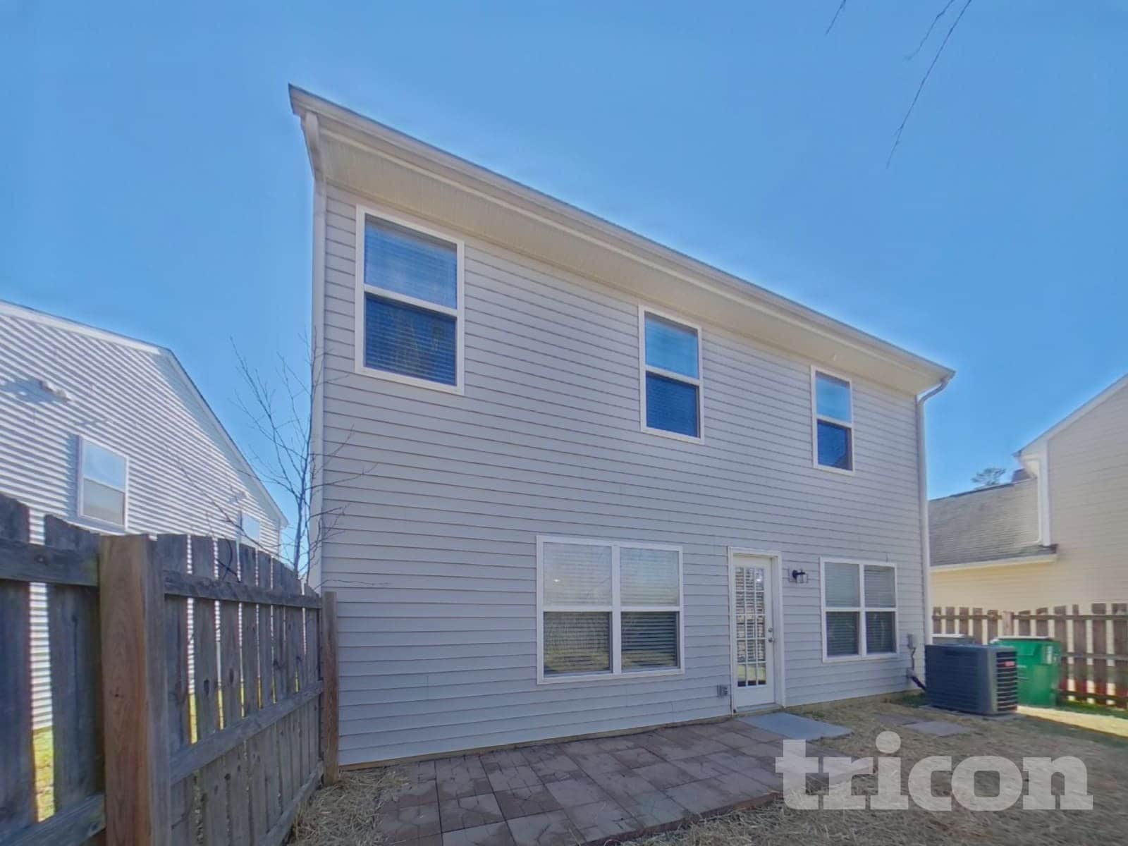 Building Photo - 9425 Macquarie Ln