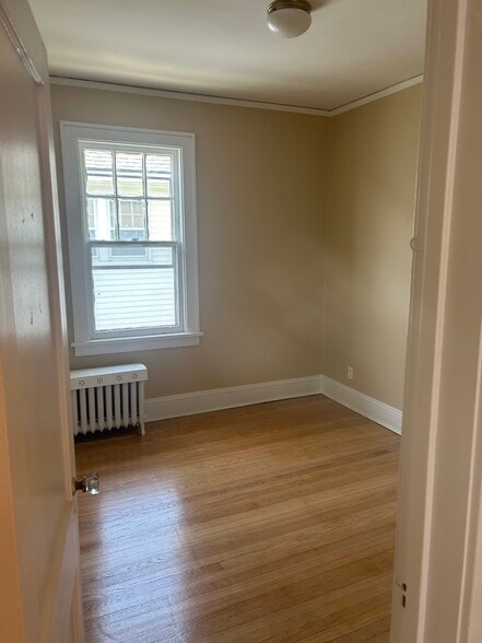 Building Photo - 509 New Scotland Ave