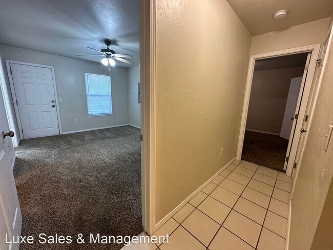 Building Photo - 3 br, 2 bath House - 1738 West Palm Place