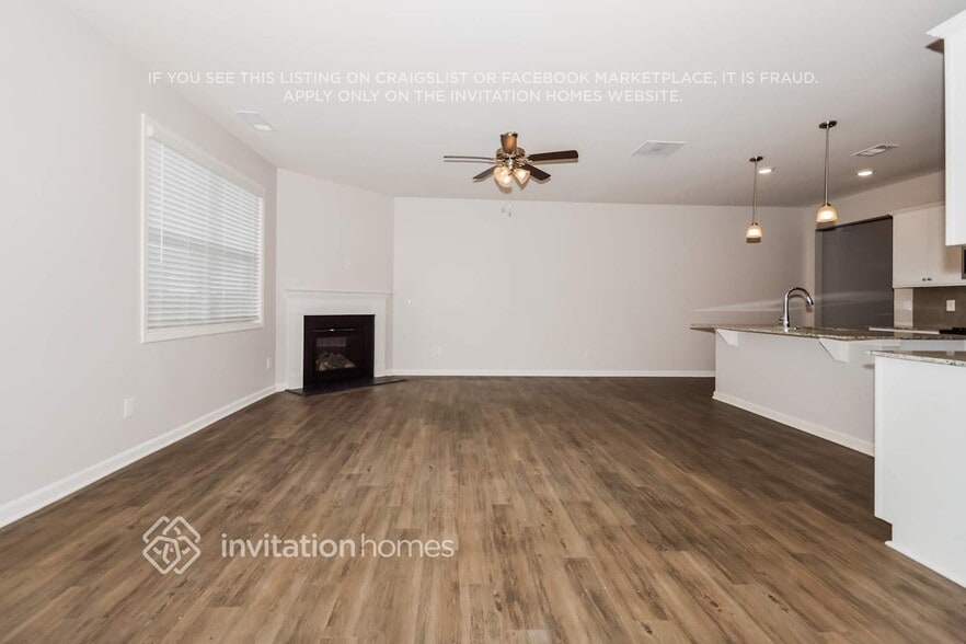 Building Photo - 119 Woodhouse Cir