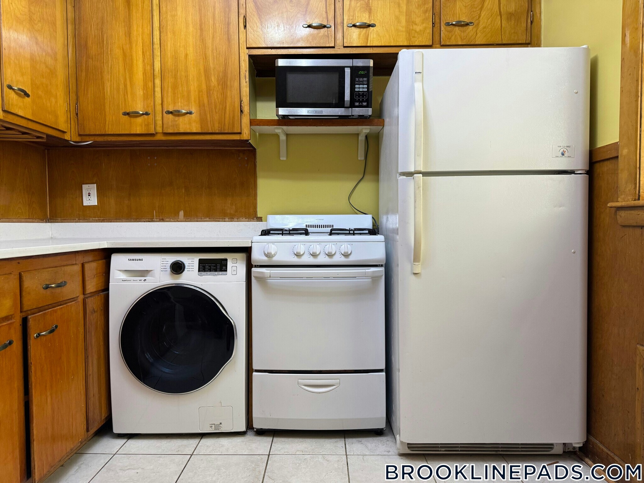 Building Photo - 208 Fuller St