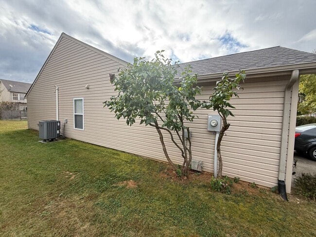 Building Photo - Beautiful 3-Bedroom Home for Rent in Bloomington, IN