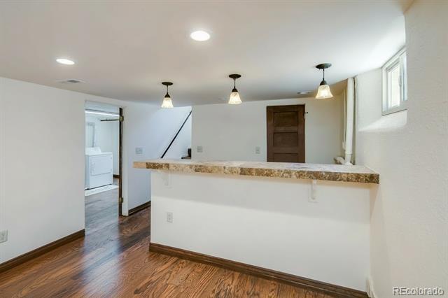 Building Photo - 1450 Clermont St