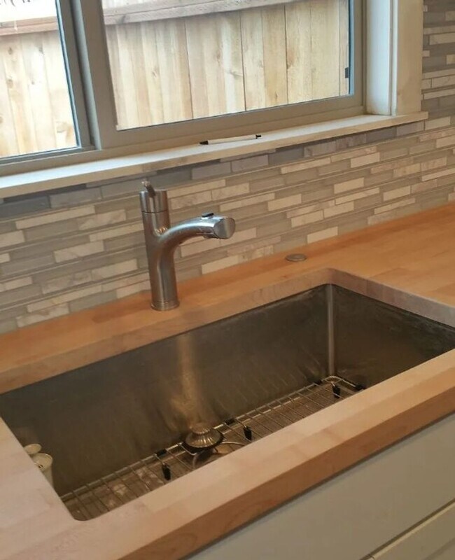 Building Photo - 1 Bedroom 1 Bathroom Single Level in Jacks...