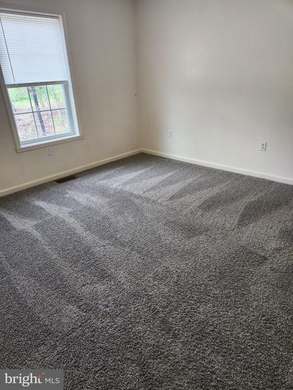 Building Photo - 28 Holler Rd