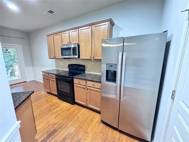 Building Photo - 1420 Brookmere Way