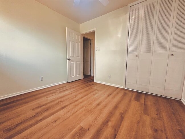 Building Photo - 7517 Eastcrest Dr