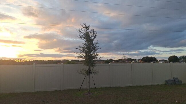 Building Photo - 2506 McKinley Dr