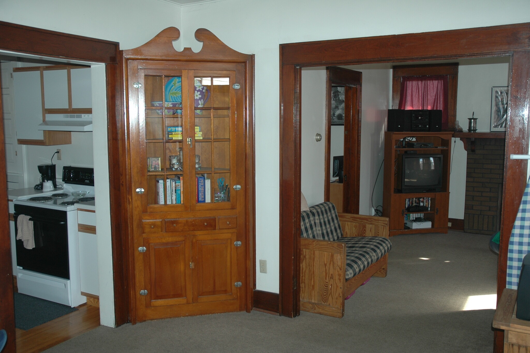 Building Photo - 724 1/2 McLane Ave