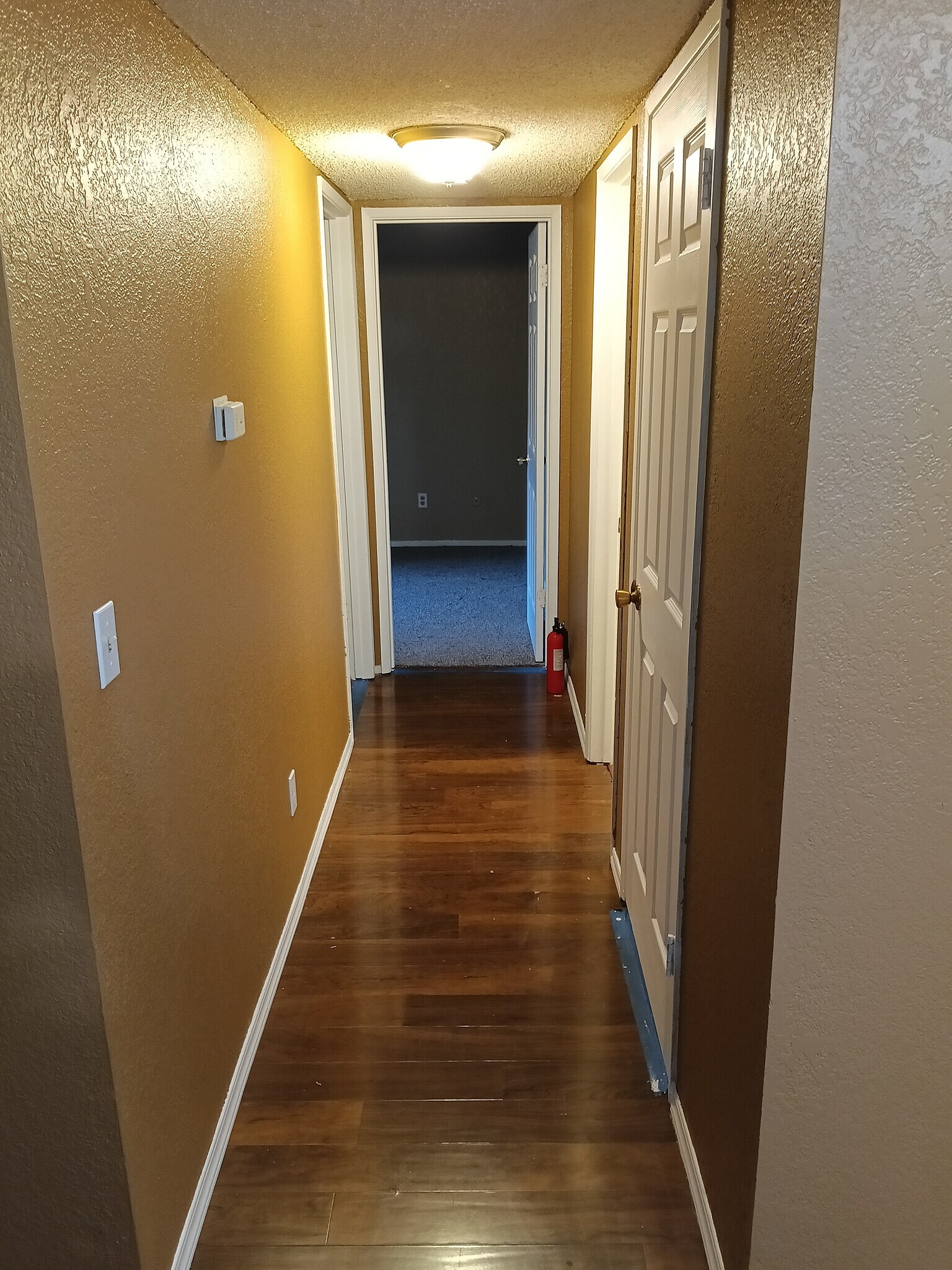 Building Photo - 6724 Plymouth Rd