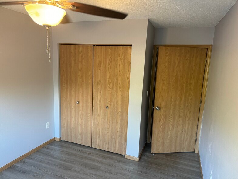 Building Photo - 431 Central AVE W