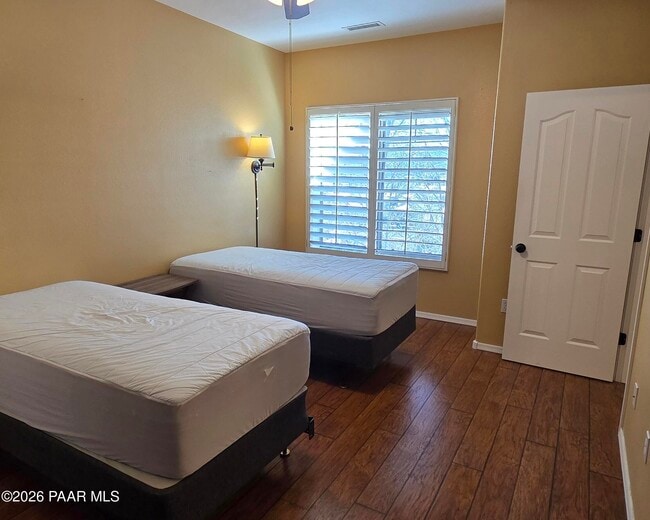 Building Photo - 1975 S Blooming Hills Dr