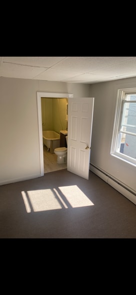 Building Photo - 230 N Hazel St