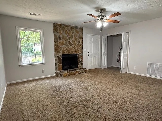 Building Photo - Room in House on Willowbrook Dr