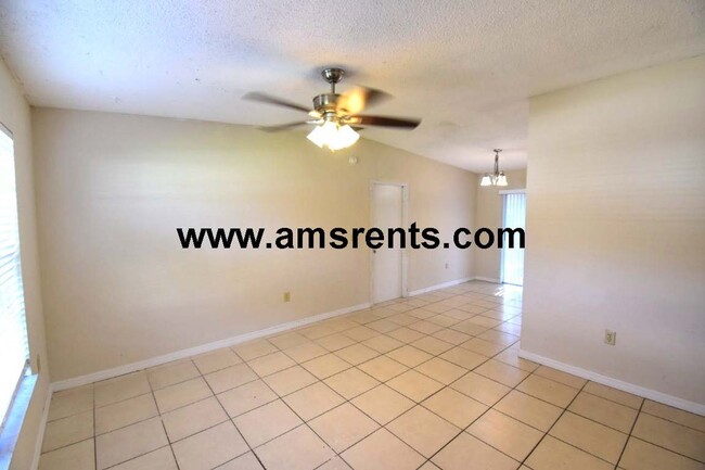 Building Photo - Charming 3-bedroom, 2-bathroom home in Poi...