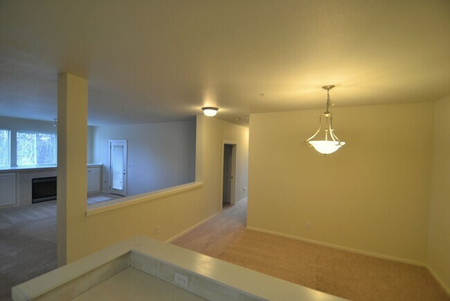 Building Photo - 3bd/2ba Bothell Condo
