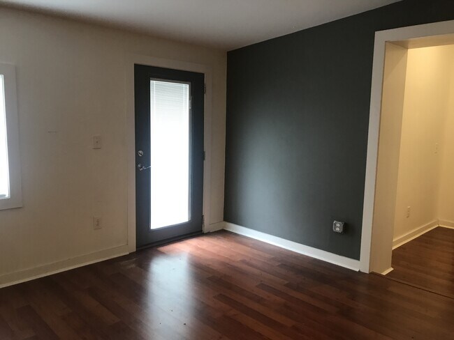Building Photo - Beautiful Loft in Covington