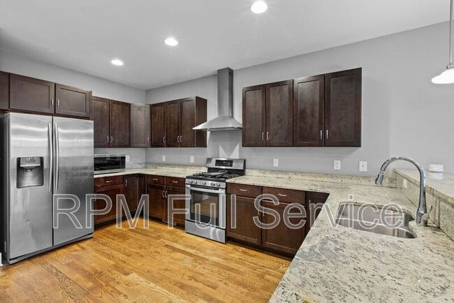 Building Photo - 4902 Kentucky Ave