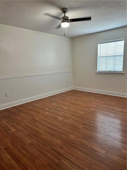 Building Photo - 2500 Houma Blvd